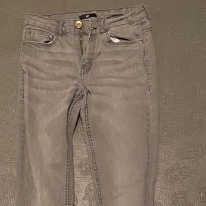 Women’s H&M Gray Stretch Skinny Jeans Size 4